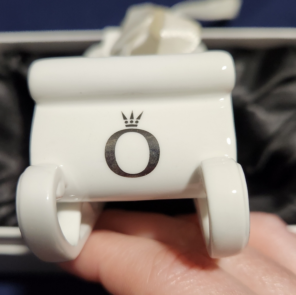 Pandora Sleigh Ornament - Picture 2 of 6